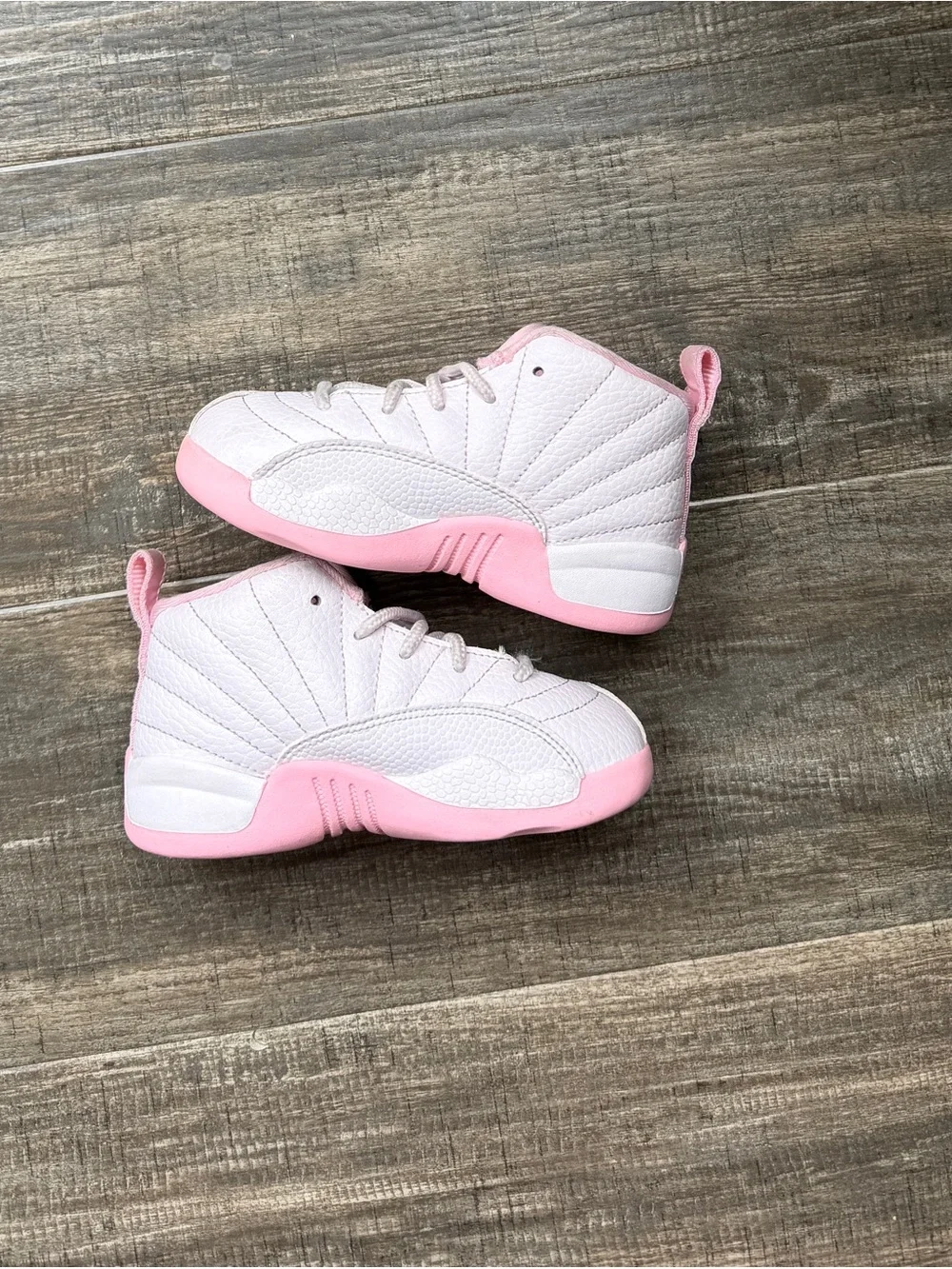 Jordan 12 retro pearl pink 8c